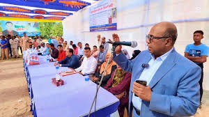 শিক্ষা প্রতিষ্ঠানে বই বিতরণ